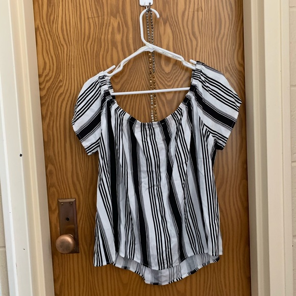 Striped off shoulder blouse - Picture 3 of 7